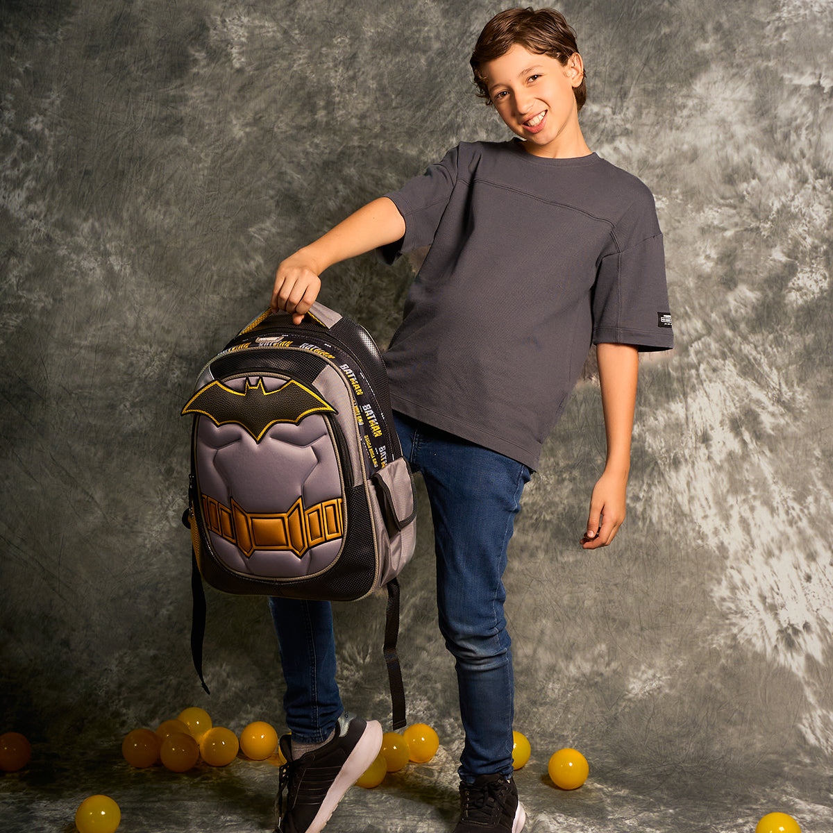 Set Mochila, Lonchera y Estuchera Escolar Batman Hero Armor