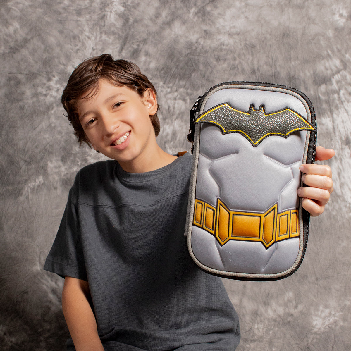 Set Mochila, Lonchera y Estuchera Escolar Batman Hero Armor