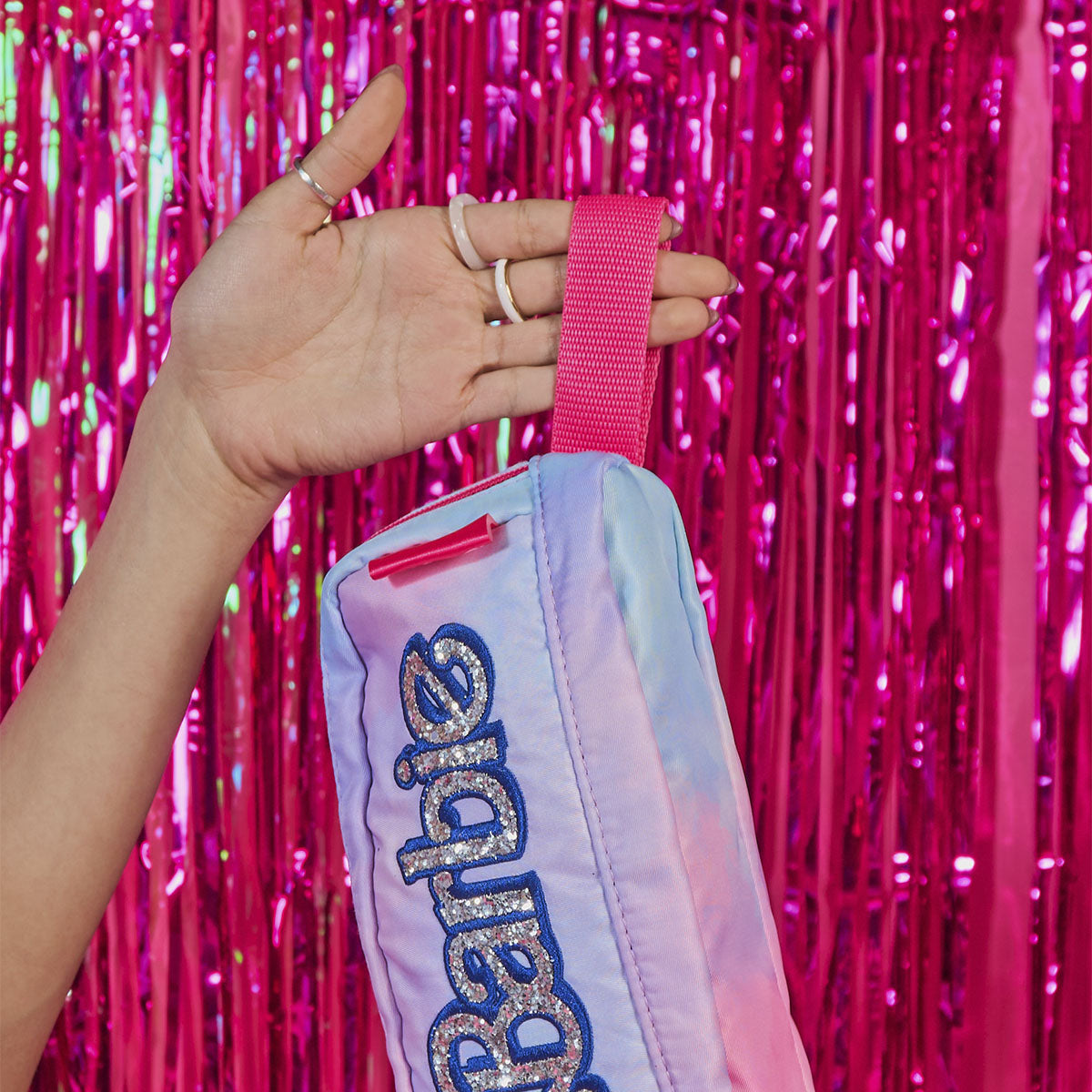 Estuchera Barbie Nubes