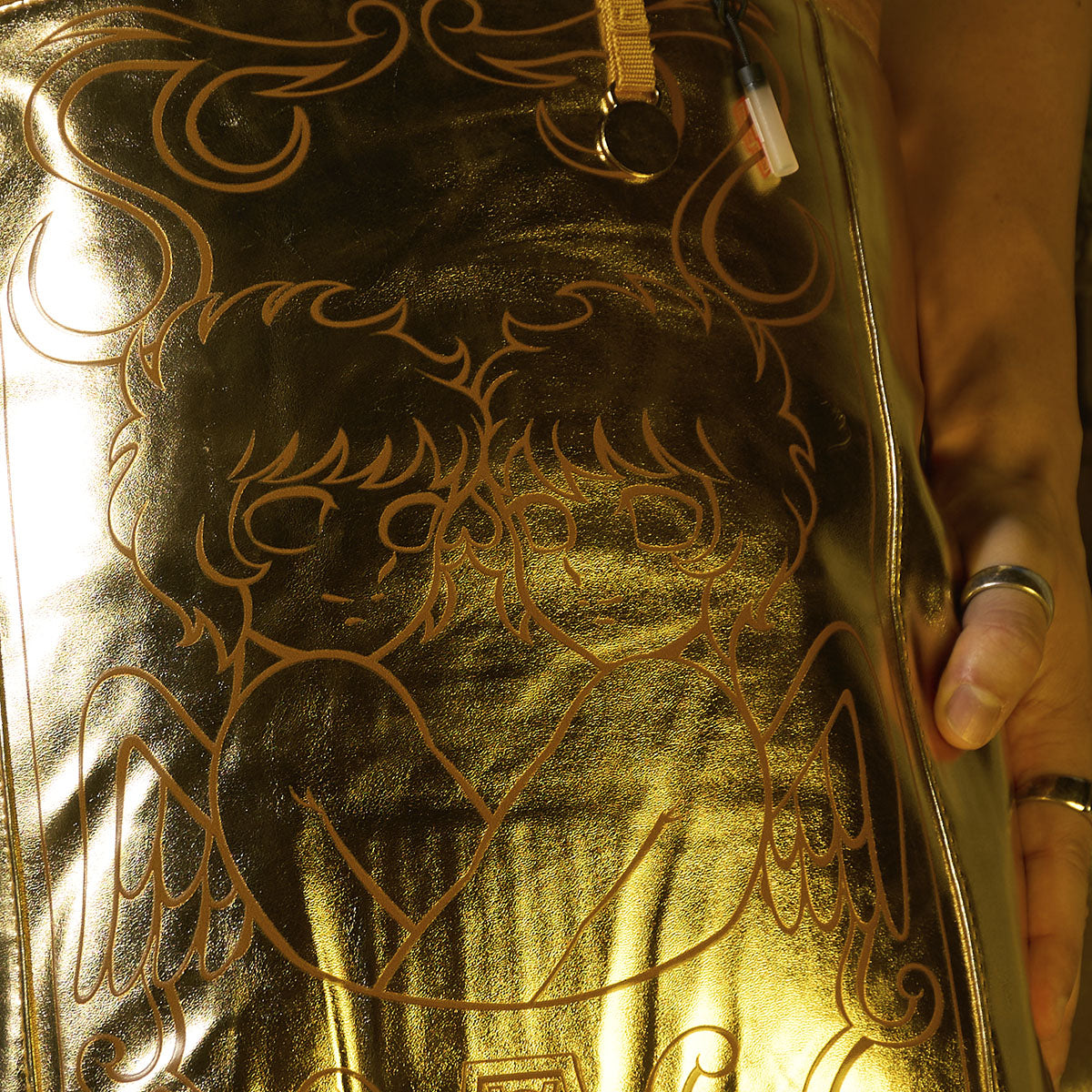 Mochila Armadura Dorada Caballeros del Zodiaco