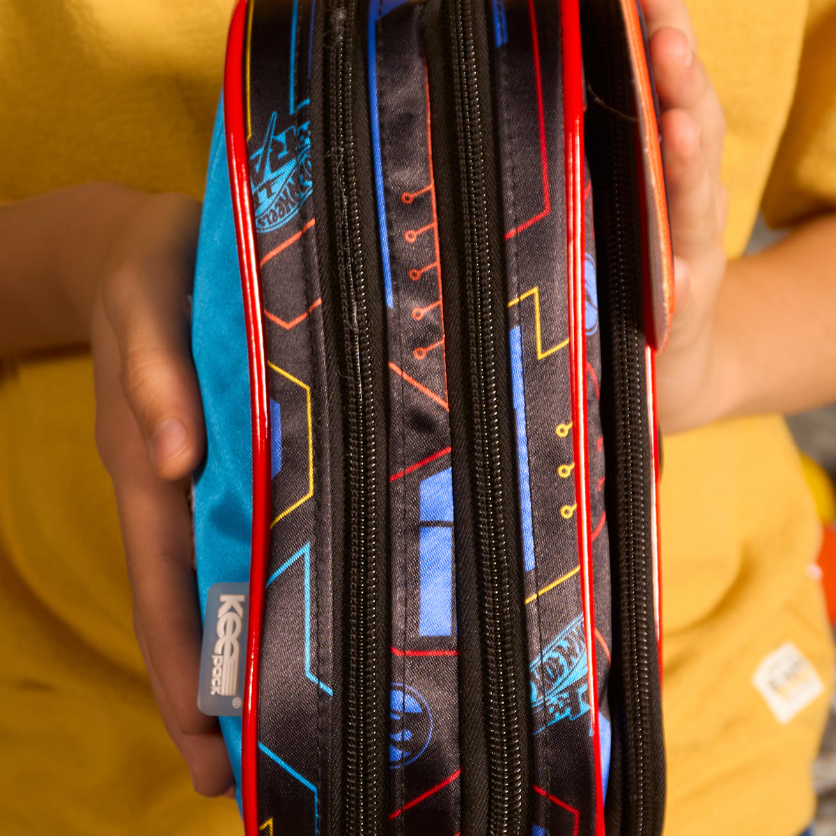 Estuchera Hot Wheels Let's Race