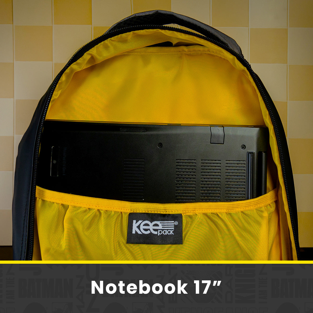 Set Escolar Mochila y Lapicera Batman con Alas