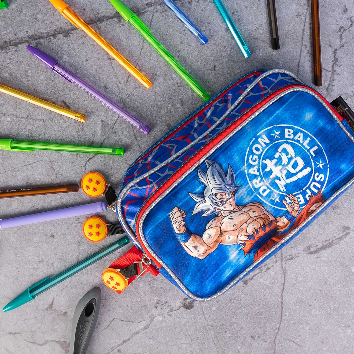 Estuchera Escolar Dragon Ball Goku Ultrainstinto