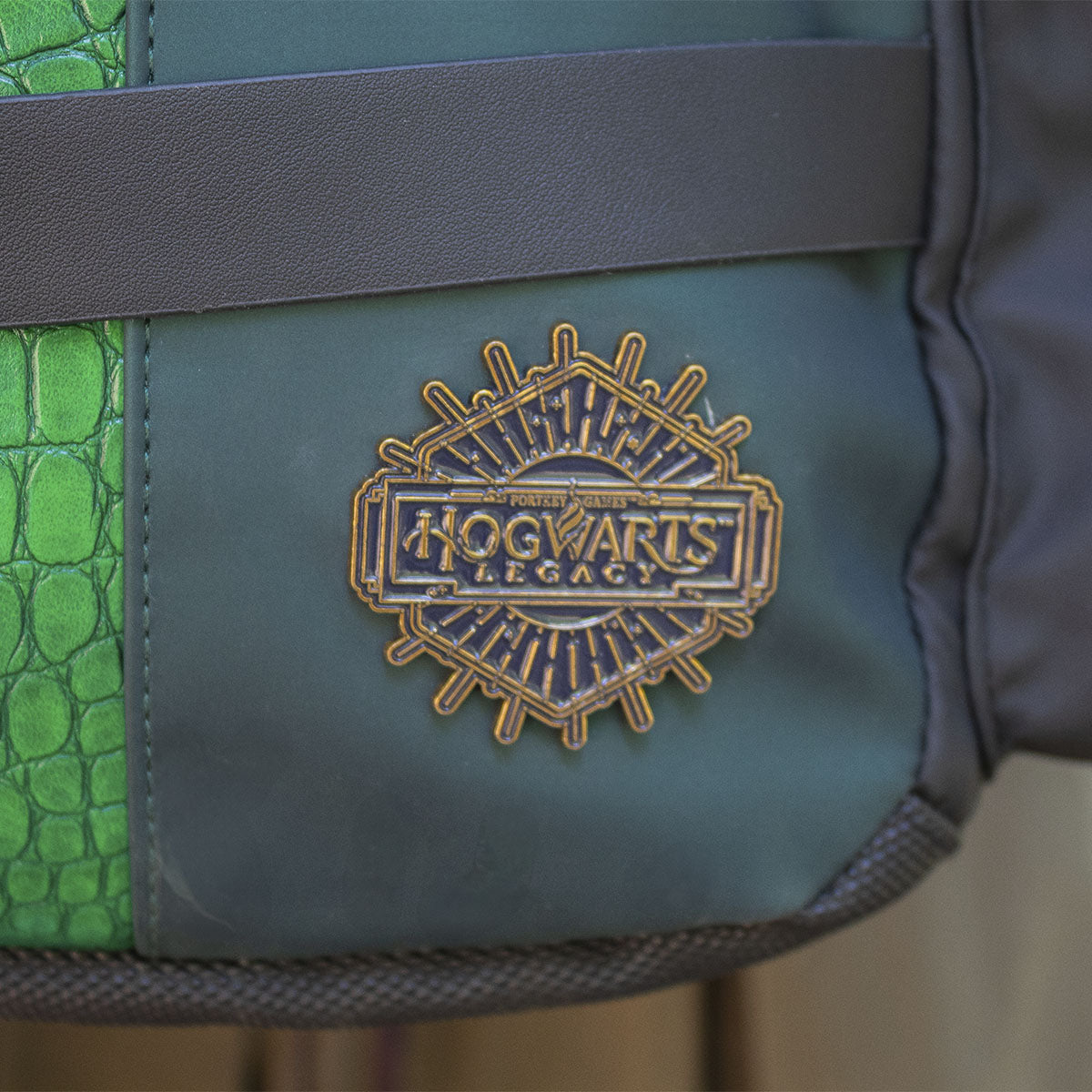 Mochila Premium Slytherin Hogwarts Legacy